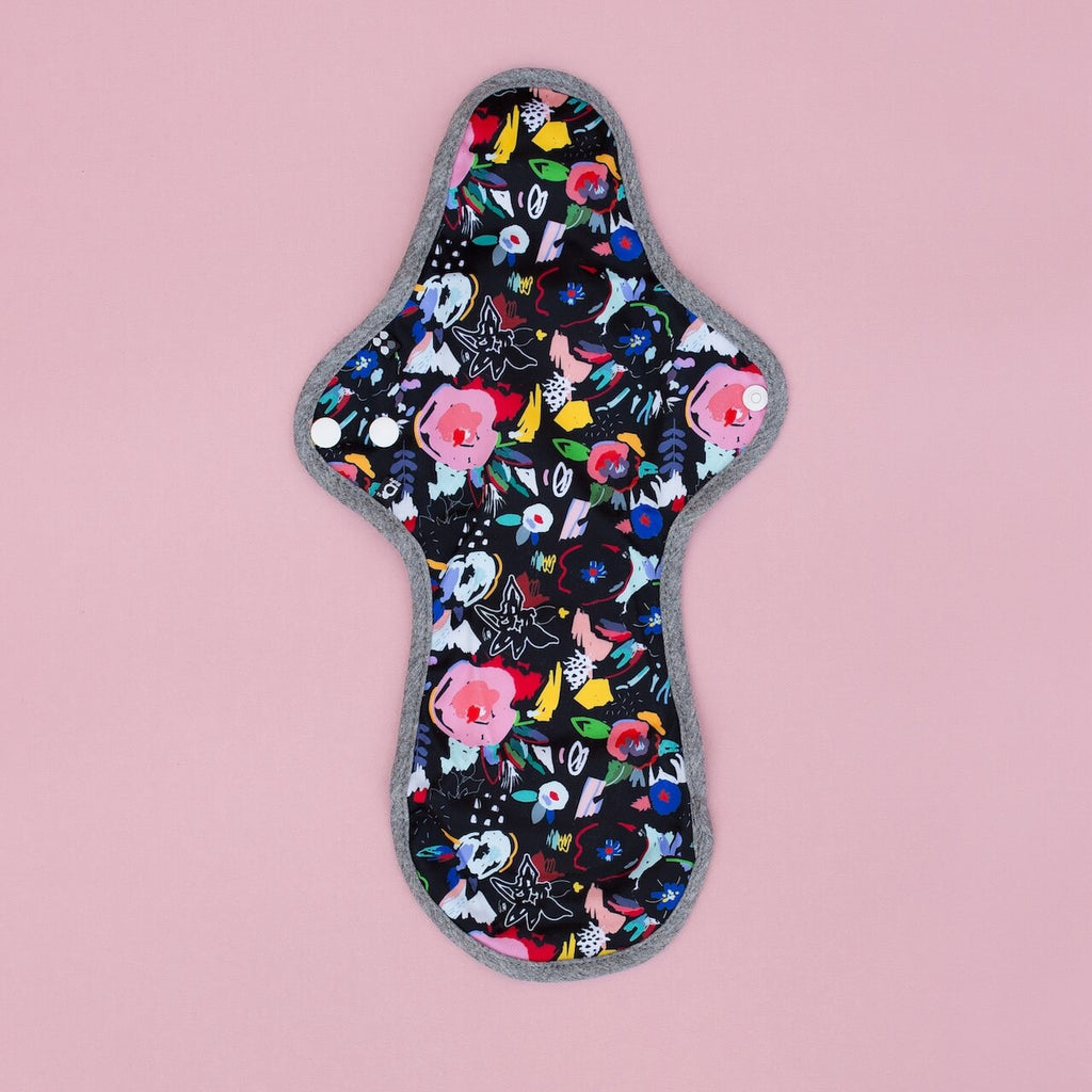 Image for HyPs Original Reusable Pad - size Heavy, design Florals Black
