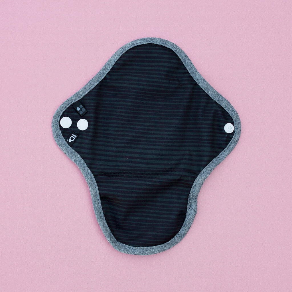 Image for HyPs Original Reusable Pad - size Liner, design Black Lines