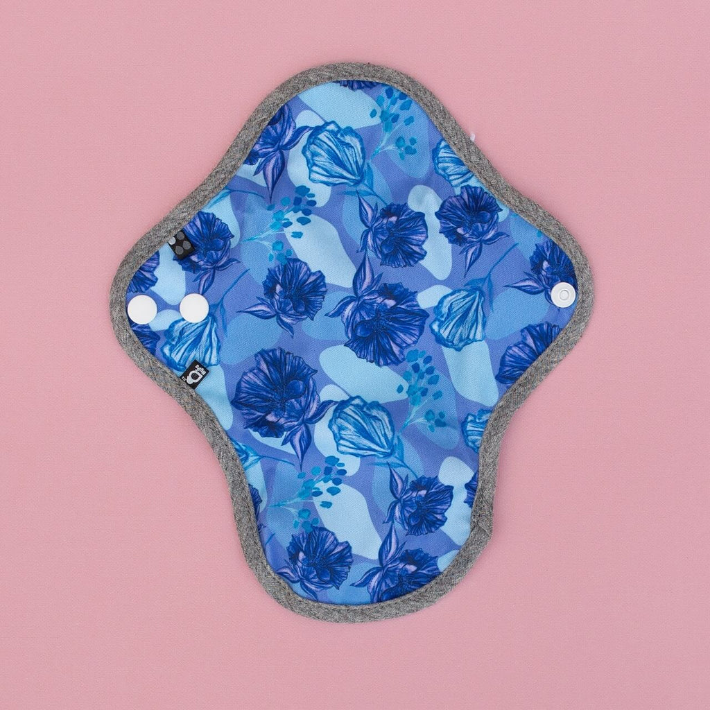 Image for HyPs Original Reusable Pad - size Liner, design Indigo Blues