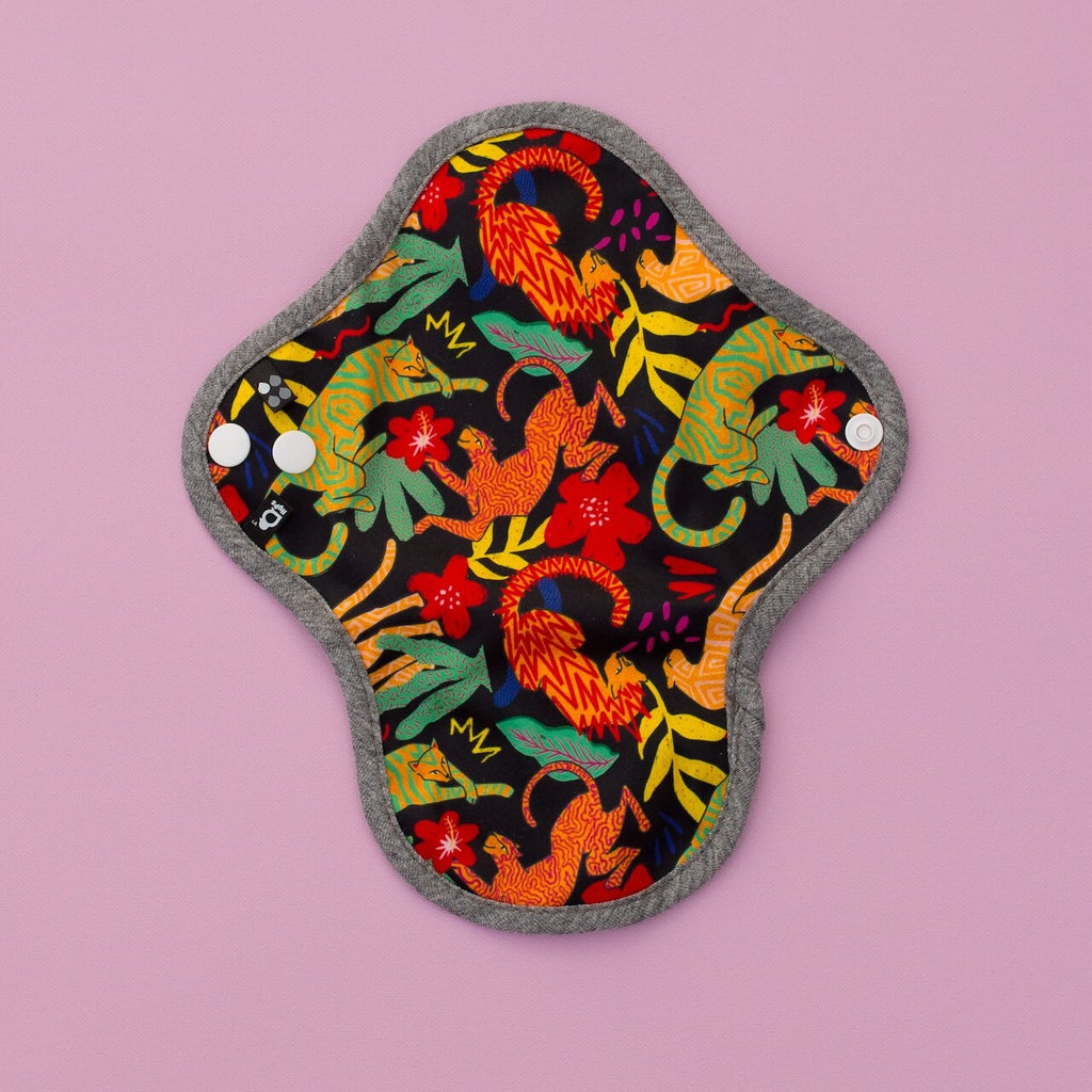 Image for HyPs Original Reusable Pad - size Liner, design New Stripes