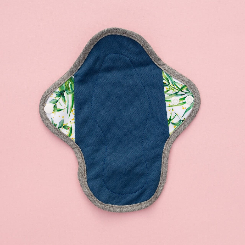 Image for HyPs Original Reusable Pad - size Liner, design Watercolour Greenery