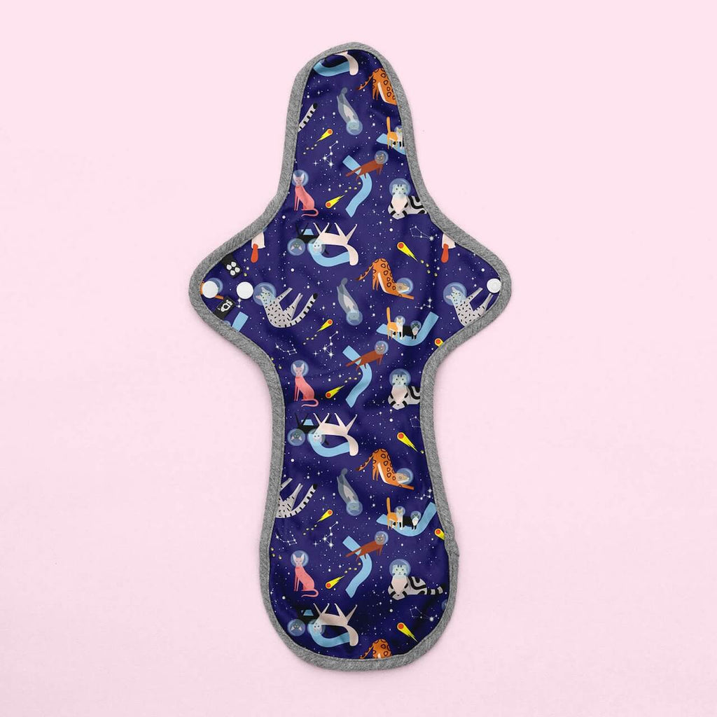 Image for HyPs Original Reusable Pad - size Max, design Space Cats