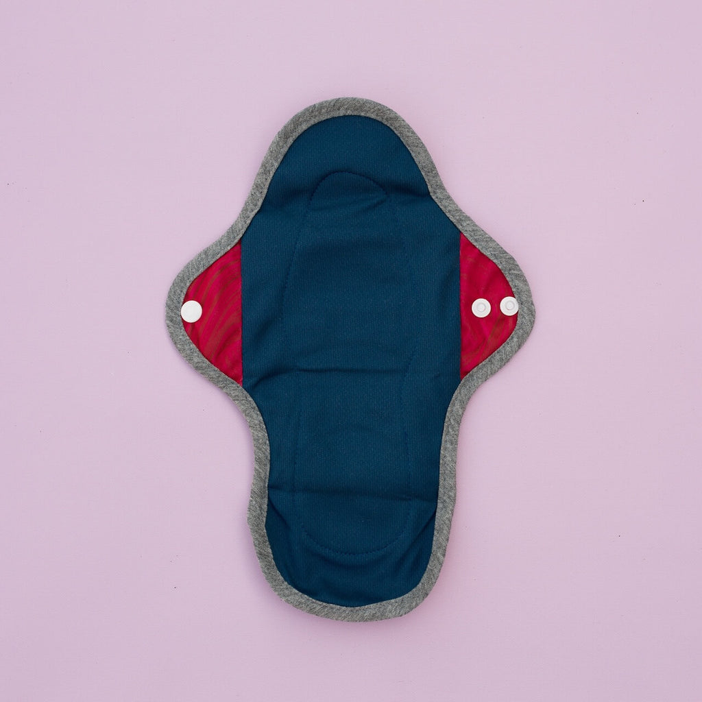 Image for HyPs Original Reusable Pad - size Regular, design Swirls Viva Magenta