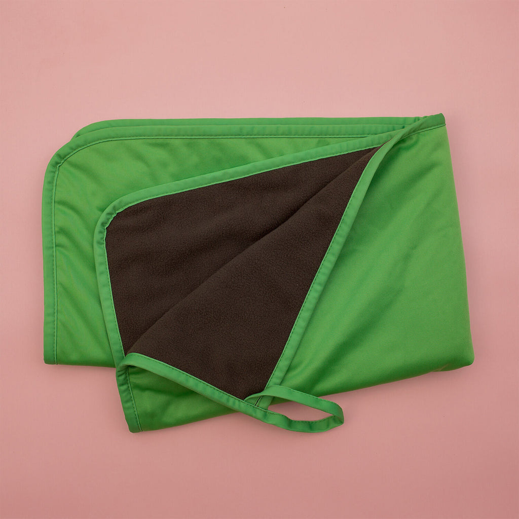 LS_Mini_Mat_-_Vibrant_Green_Solid_001