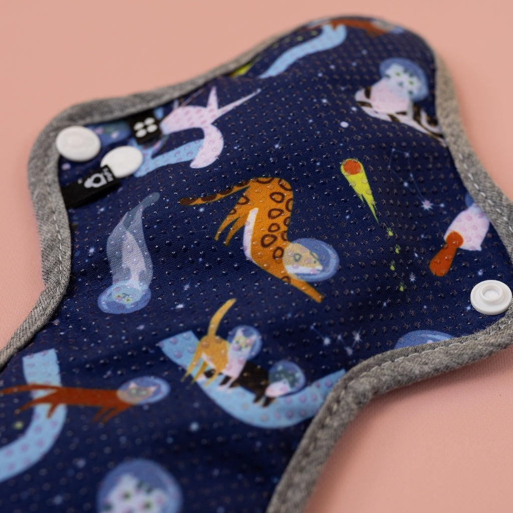 Image for HyPs Teen Reusable Pads - size Heavy, design Space Cats